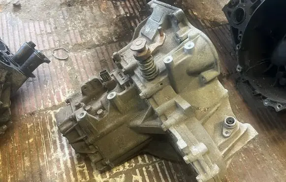 Hyundai Accent Manual 5 speed gearbox