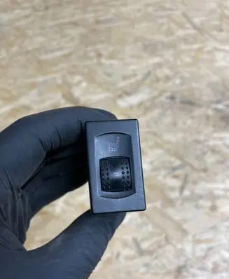 Volkswagen PASSAT B5.5 Seat heating switch 3B0963563A