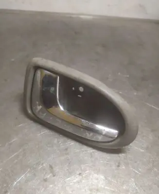 Mazda Premacy Front door interior handle 4C24