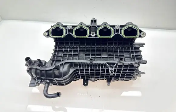 Volkswagen PASSAT B8 Intake manifold 04E145749F VWH1403221518183