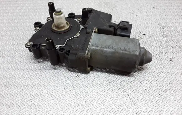 Audi A4 S4 B5 8D Rear door window regulator motor 8D0959802E