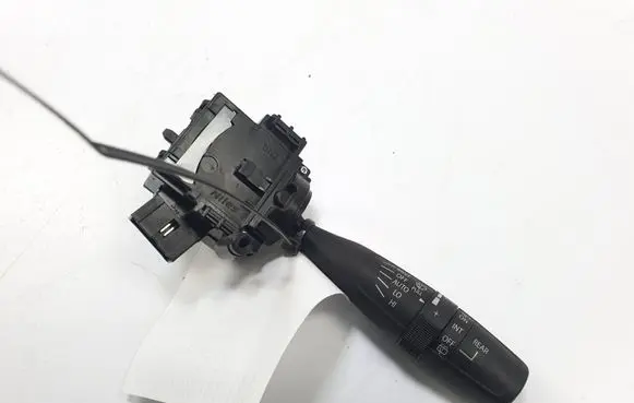Suzuki SX4 S-Cross Wiper control stalk