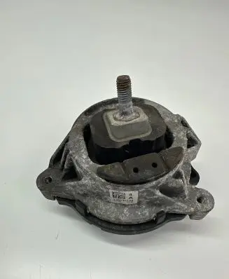 BMW M4 F82 F83 Engine mount bracket 2284817