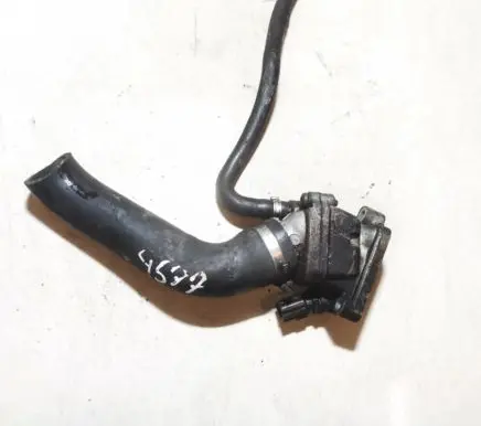 Volvo V70 Engine coolant pipe/hose 30650469