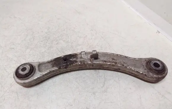 Volkswagen Touareg I Rear control arm