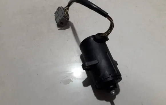 BMW 5 E39 Accelerator throttle pedal 2245690 0205001040