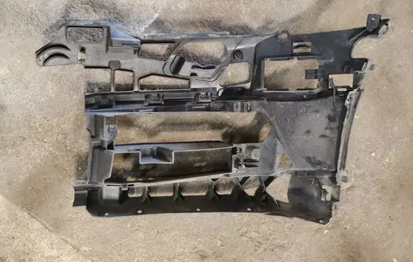 BMW 5 G30 G31 Front bumper mounting bracket 7385346 15067010