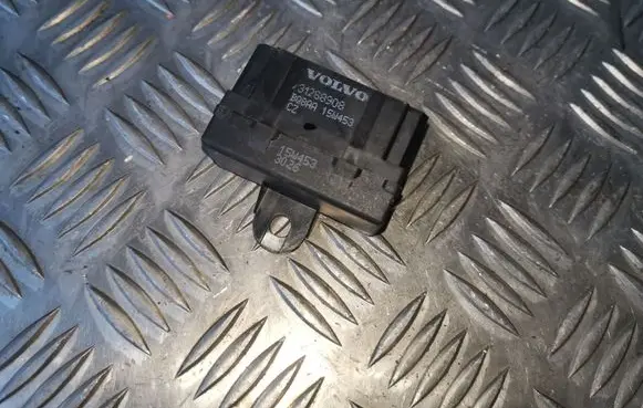 Volvo XC60 Seat heating relay 31268908