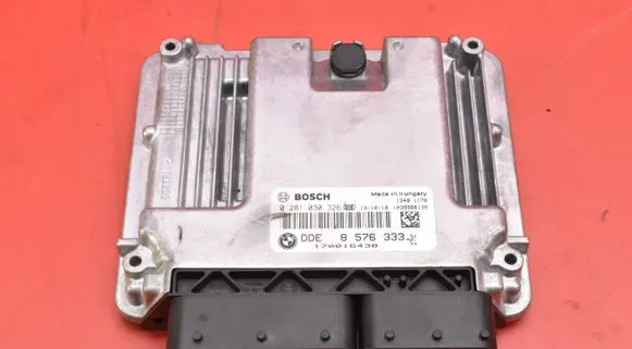 BMW 7 F01 F02 F03 F04 Engine control unit/module ECU 8576333-01
