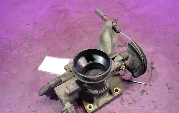 Peugeot 107 Throttle body valve 