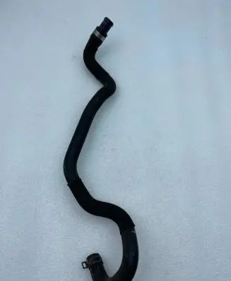 Mercedes-Benz GLE (W166 - C292) Engine coolant pipe/hose A1665063235