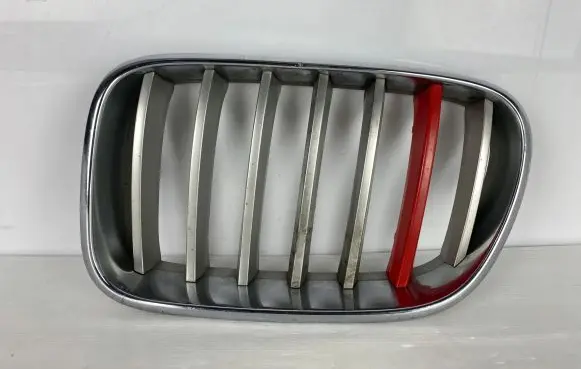 BMW X3 F25 Front bumper upper radiator grill 51117210725