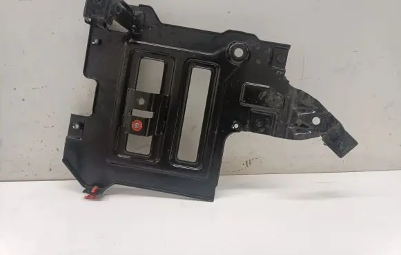 Hyundai Kona I Battery tray 
