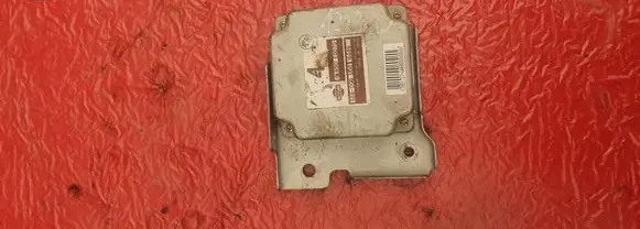 Nissan X-Trail T30 Torque split ecu control unit/module 41650EQ070 A68000U06419