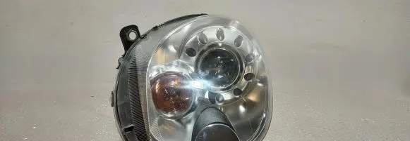 Mini Cooper Countryman R60 Headlights/headlamps set 9808258-05