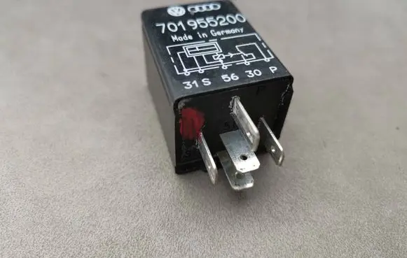 Ford Galaxy Other relay 701955200 31S5630P