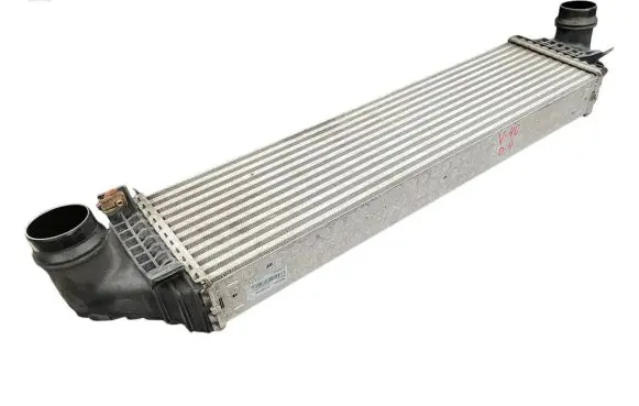 Volvo V40 Intercooler radiator 31338734 DZ895001