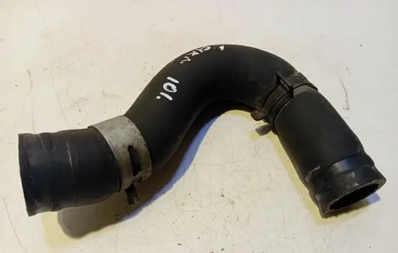 Toyota Yaris Engine coolant pipe/hose