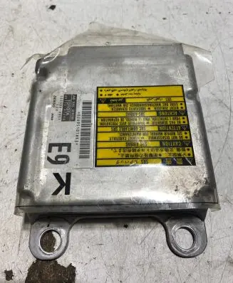 Toyota Prius (XW20) Airbag control unit/module 8917047390 1523006951