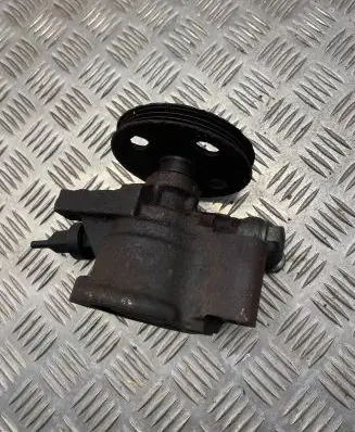 Toyota RAV 4 (XA10) Power steering pump 20031