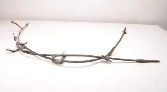 Hyundai ix35 Handbrake/parking brake wiring cable 