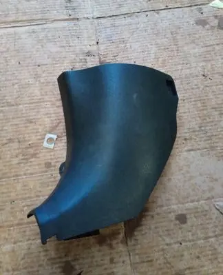 Toyota Verso Foot area side trim 621120F020