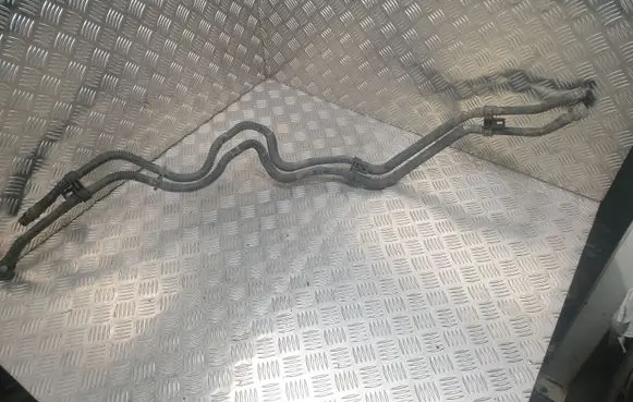 Peugeot 3008 I Engine coolant pipe/hose