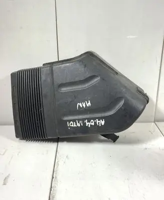 Audi A4 S4 B6 8E 8H Air intake duct part 8E0129617D