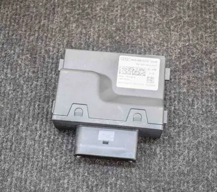Audi A4 S4 B9 8W Fuel injection pump control unit/module 8W0906093D