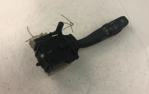 Toyota Avensis T250 Indicator stalk 173650