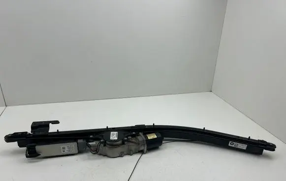 Chrysler Pacifica Sliding door latching motor 68186017AFA 62024F 16322193