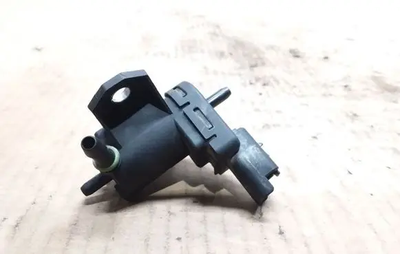 Citroen C4 I Picasso Vacuum valve 9688124580