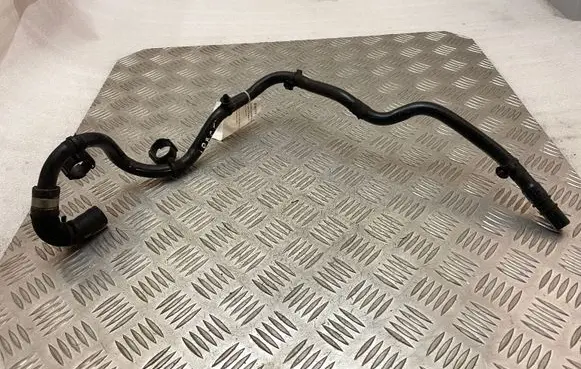 Jaguar I-Pace Engine coolant pipe/hose J9D38D148AB