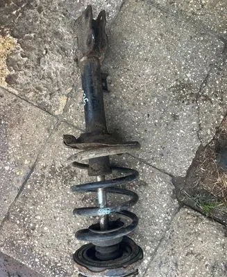 Hyundai i30 Front shock absorber/damper 