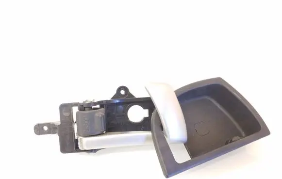 Hyundai Santa Fe Front door interior handle 82623CM000