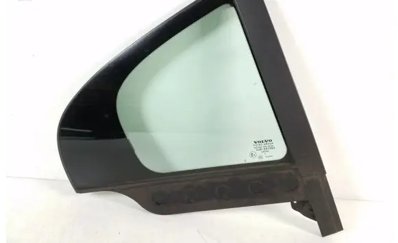 Volvo S60 Rear vent window glass 31385449