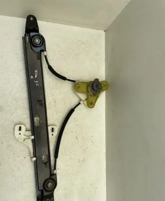 Seat Altea Rear door manual window regulator 