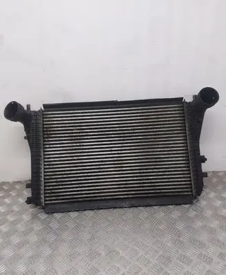Volkswagen PASSAT B6 Intercooler radiator 3C0145805G