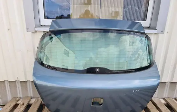 Tailgate/trunk/boot lid