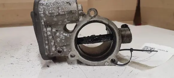 BMW 1 E81 E87 Throttle valve 780437301