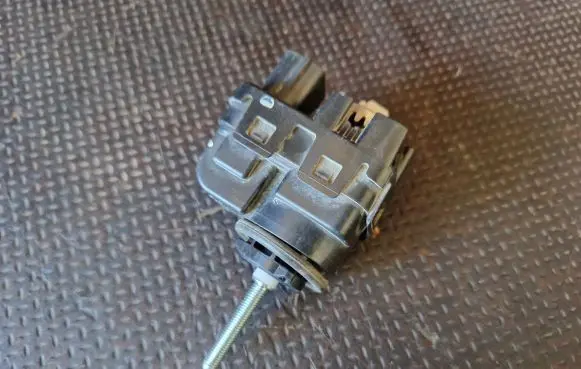 Fiat Fullback Headlight level adjustment motor 