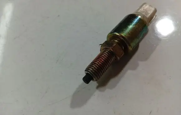 Honda FR-V Brake pedal sensor switch 