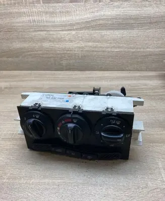 Mercedes-Benz S W140 Climate control unit 1688300485