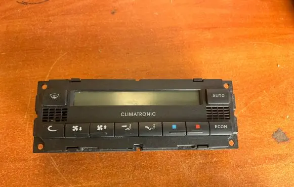 Skoda Superb B5 (3U) Climate control unit