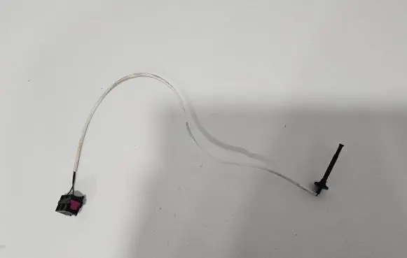 Skoda Citigo Air conditioning (A/C) pressure sensor 1S0907543A 1S0907543