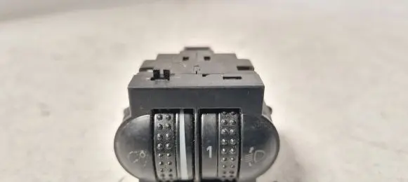 Volkswagen PASSAT B5.5 Headlight level height control switch 3b0941333c