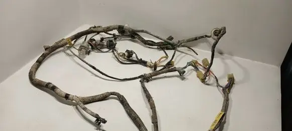 Toyota Land Cruiser (BJ70) Rear tail light wiring loom