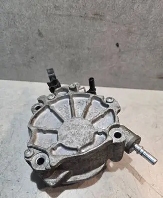 Jaguar XF X250 Vacuum pump D171B1A