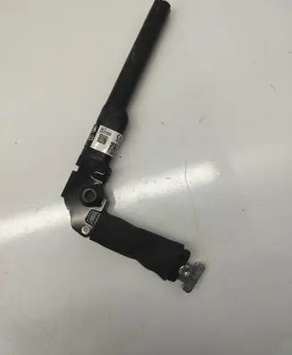 Rear seatbelt
