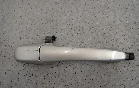 Mazda 5 Sliding door exterior handle 